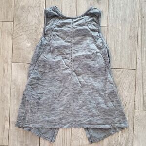 Womens‎ Athleta Gray Perforated Active Tank Size Small Athleisure Activewear Top
